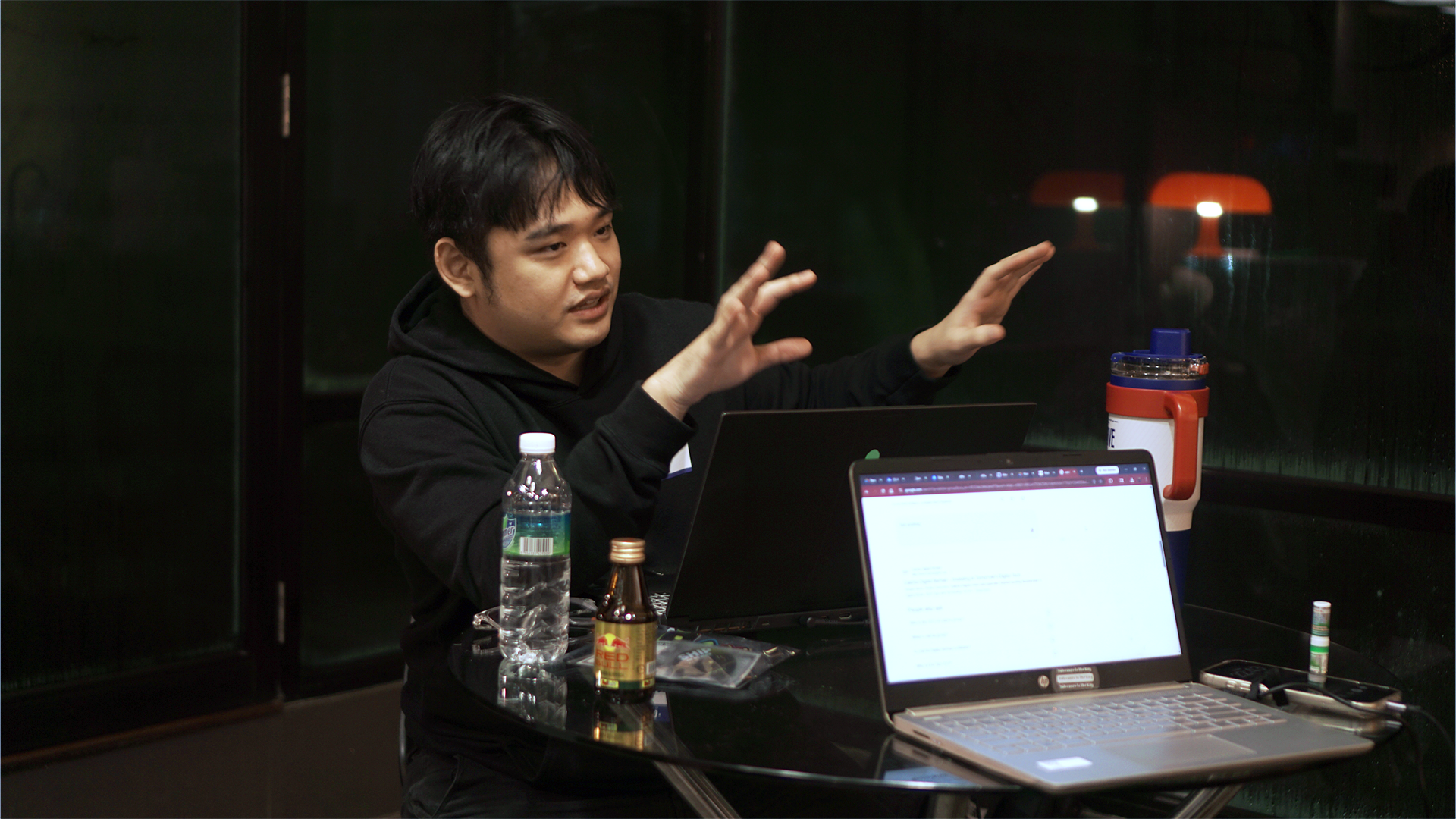 Faris explaining